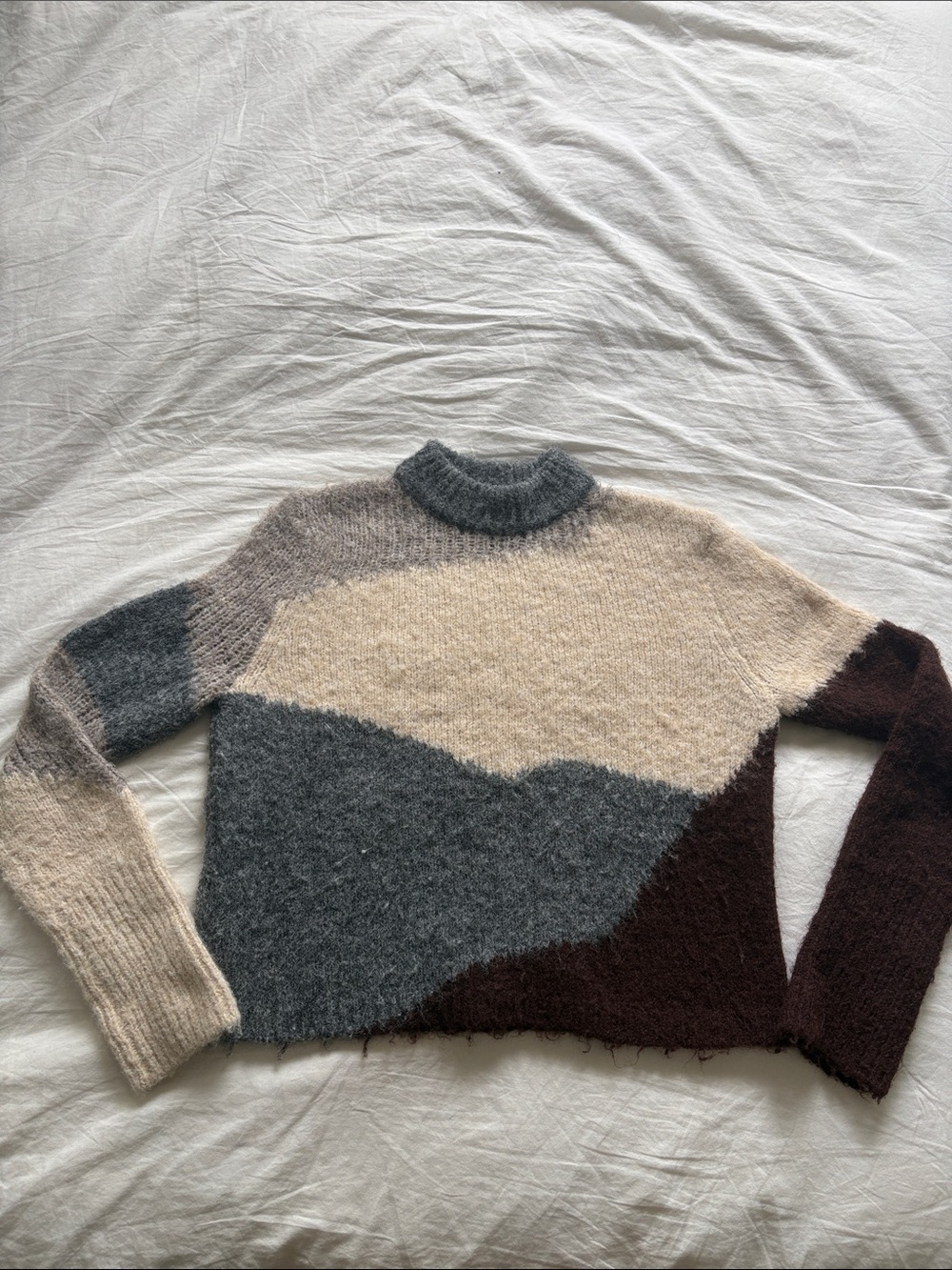 OAK + FORT Colorblock Turtleneck Sweater in Cream, Gray & Brown